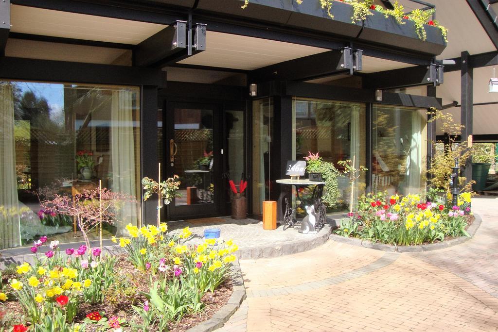 Vivere Ad Parcum - Bed And Breakfast Krefeld Bagian luar foto