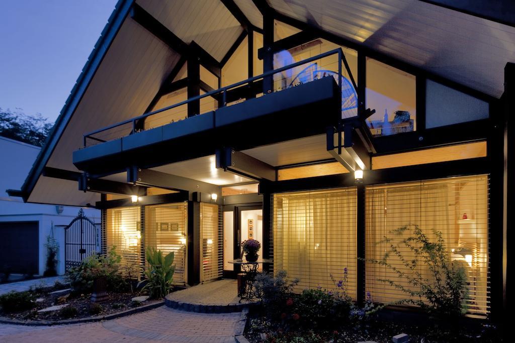 Vivere Ad Parcum - Bed And Breakfast Krefeld Bagian luar foto