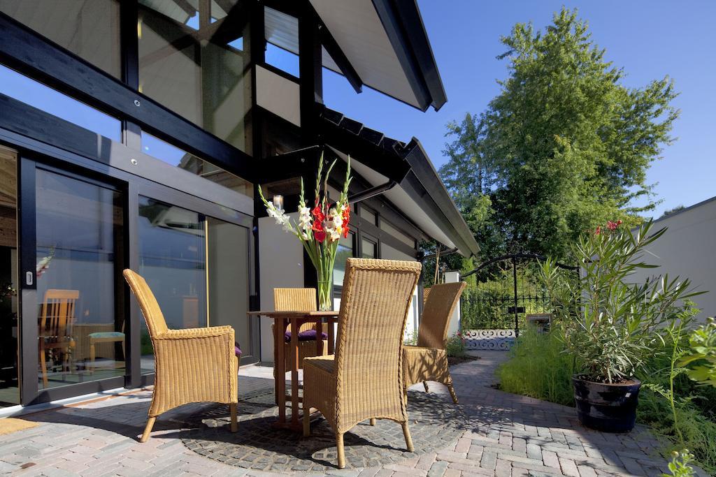 Vivere Ad Parcum - Bed And Breakfast Krefeld Bagian luar foto