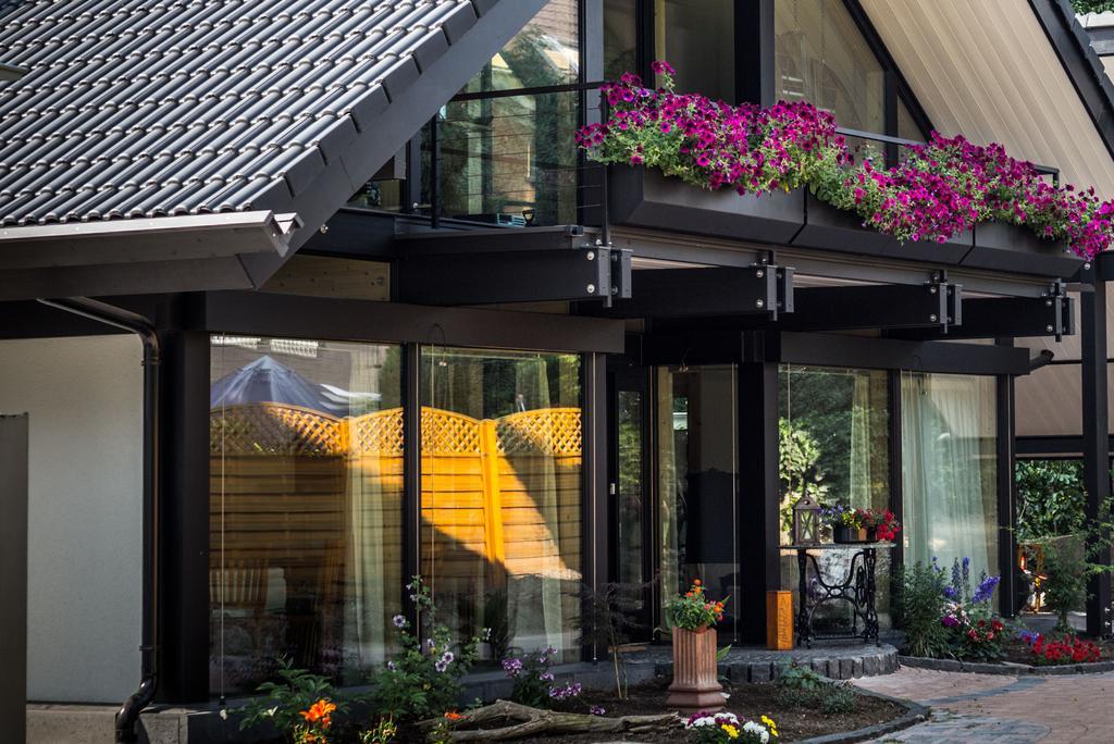 Vivere Ad Parcum - Bed And Breakfast Krefeld Bagian luar foto